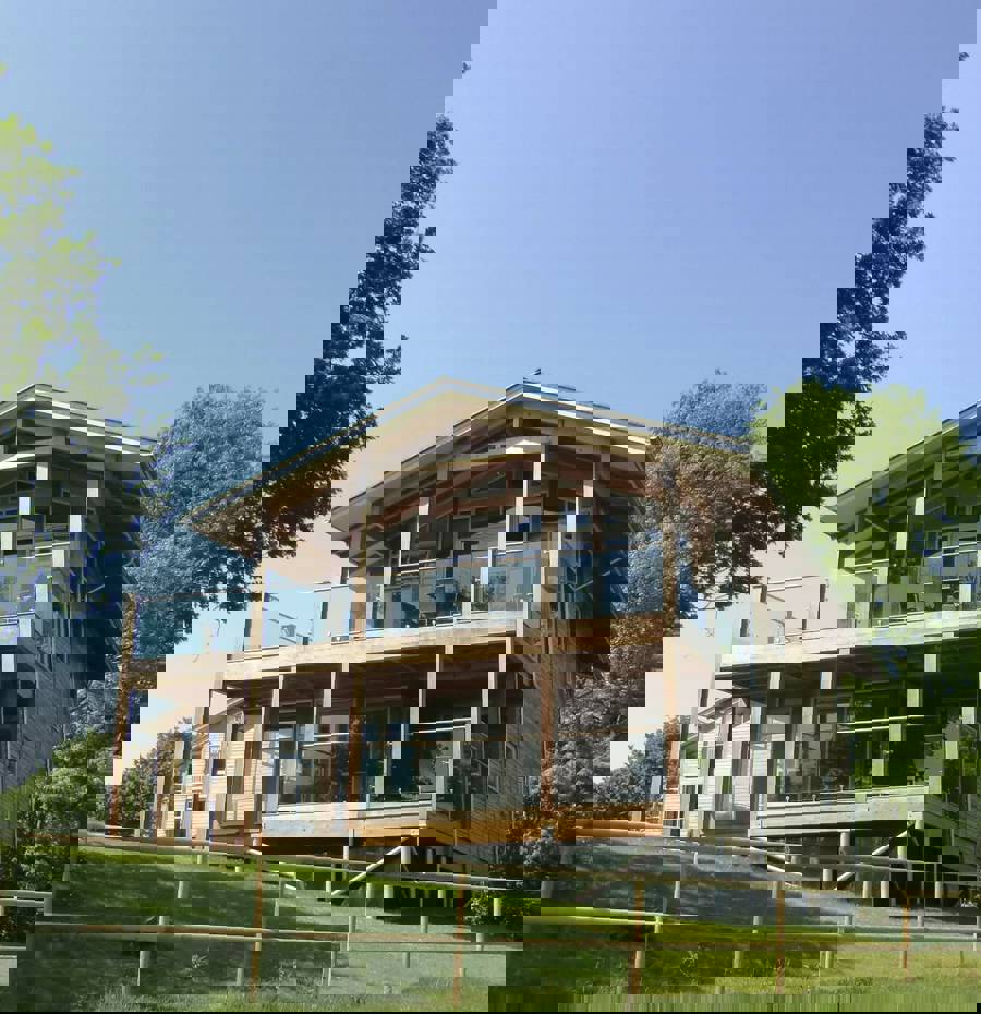 10% off lodge staycations