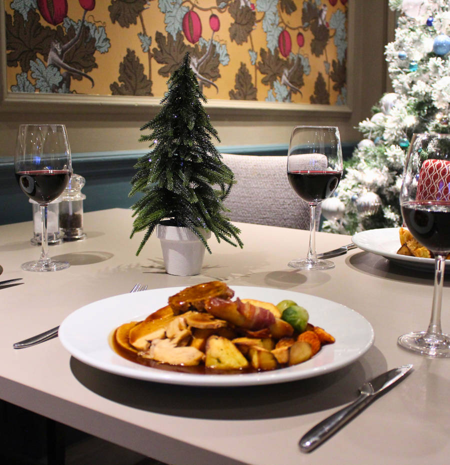 Festive Dinners Throughout December