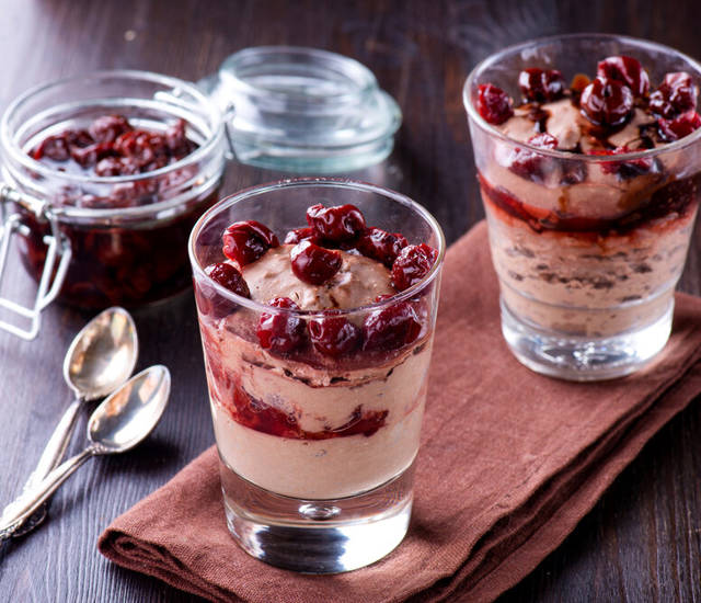 Cherry mousse
